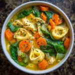 Hühner-Tortellini-Suppe