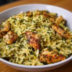 Kräuter-Orzo-Hühnchen