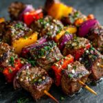 Perfekte Gegrillte Steakspieße