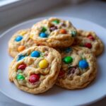 Cookies mit M&M’s oder bunten Schokolinsen